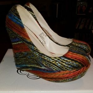 Baby Girl Size 10 Wedge Heels
